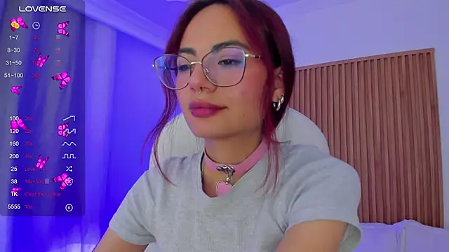 sophiecherry  online show from 02.03.25