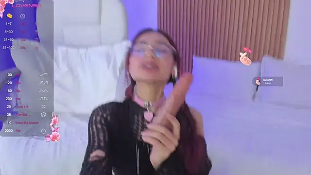 sophiecherry  online show from 02.05.25