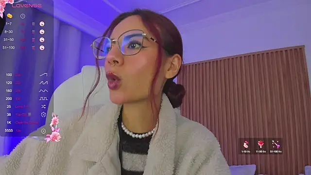 sophiecherry  online show from 02.12.25