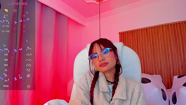 sophiecherry  online show from 10.03.25