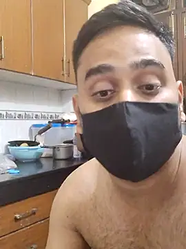 Snapshot of IND_COUPLE1 chatting on 02.25.25 IND COUPLE1 online show from 02.25.25