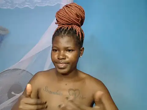 TrishaKalid online show from 12.04.25