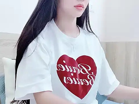 Snapshot of Virgo_686 chatting on 10.23.25 Virgo 686 online show from 10.23.25