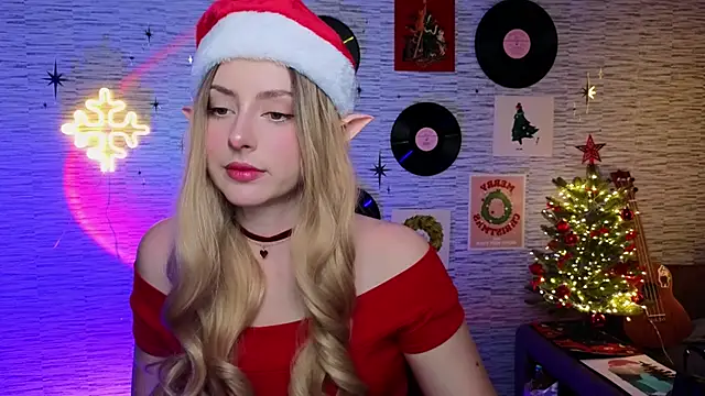 Snapshot of GloriaElmer chatting on 12.25.24 GloriaElmer online show from 12.25.24