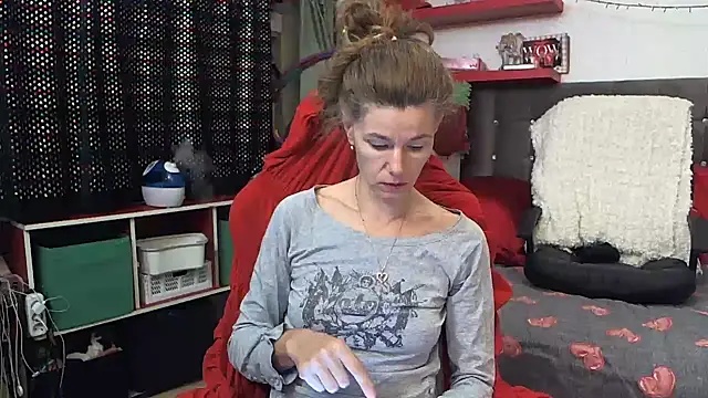 Snapshot of kellyterapy chatting on 01.17.25 kellyterapy online show from 01.17.25