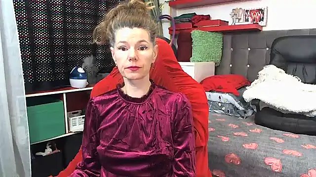 Snapshot of kellyterapy chatting on 01.28.25 kellyterapy online show from 01.28.25