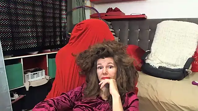 Snapshot of kellyterapy chatting on 03.01.25 kellyterapy online show from 03.01.25