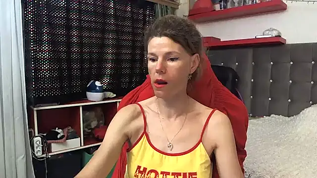 Snapshot of kellyterapy chatting on 09.12.25 kellyterapy online show from 09.12.25