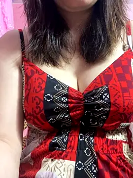 Snapshot of Ory22 chatting on 10.28.25 Ory22 online show from 10.28.25