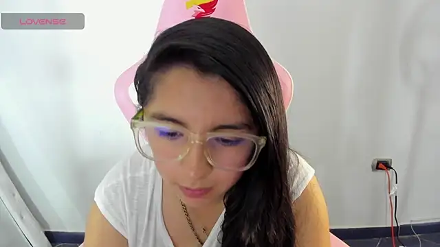  Angelinaandrade  online show from 02.28.25