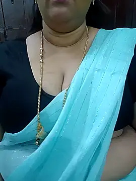 Snapshot of ashikaa_r chatting on 01.18.26 ashikaa r online show from 01.18.26