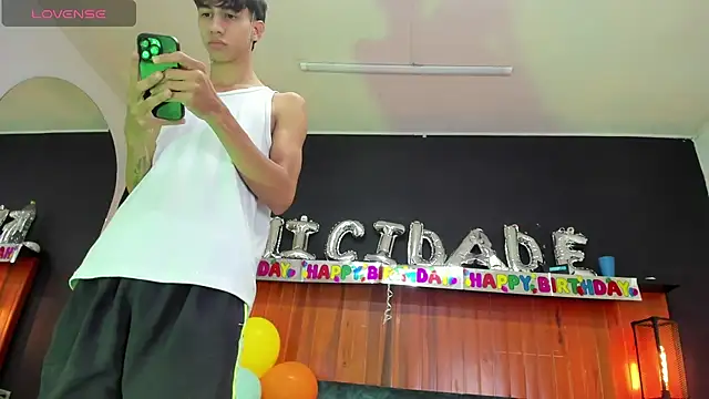 Lucian Davi online show from 12.14.24
