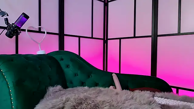 Allys secret online show from 03.06.25