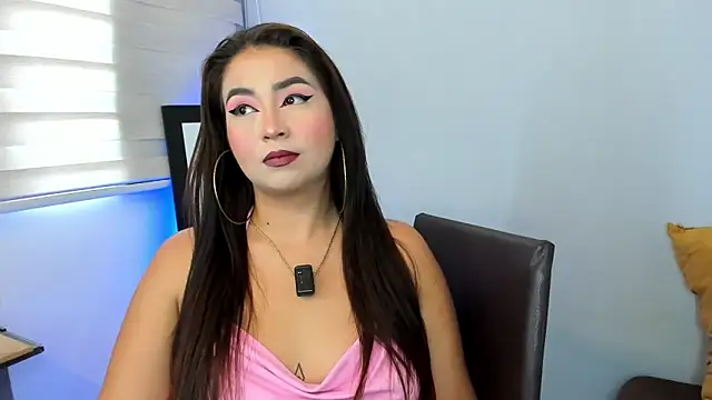 LiahDiaz online show from 04.17.26