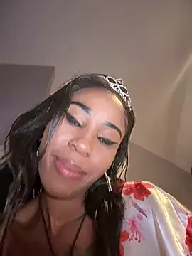 Snapshot of Dime-__ chatting on 12.31.24 Dime- online show from 12.31.24