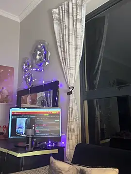 Dime-   online show from 10.03.25