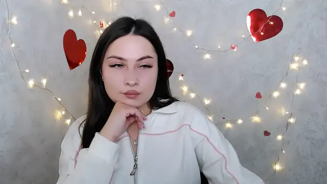 Snapshot of EmiliaTemi_ chatting on 02.27.25 EmiliaTemi online show from 02.27.25
