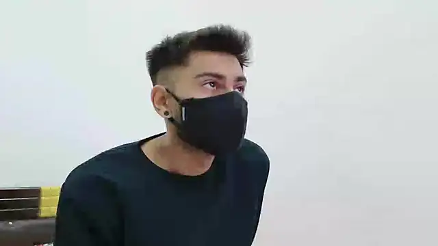 Snapshot of RupaliDixit chatting on 12.14.24 RupaliDixit online show from 12.14.24