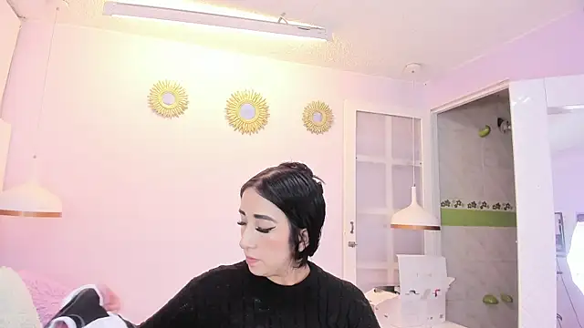 kaory azumi online show from 10.17.25