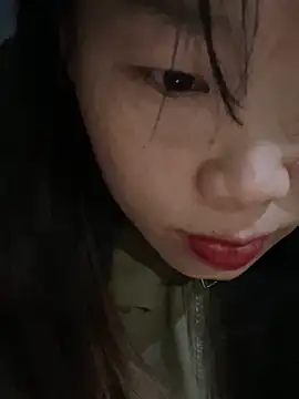 Snapshot of Laura8910 chatting on 02.21.25 Laura8910 online show from 02.21.25