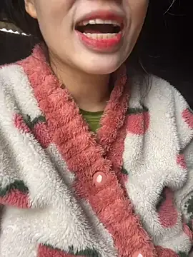 Snapshot of Laura8910 chatting on 03.16.25 Laura8910 online show from 03.16.25