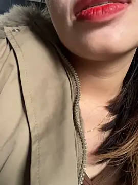 Snapshot of Laura8910 chatting on 03.21.25 Laura8910 online show from 03.21.25