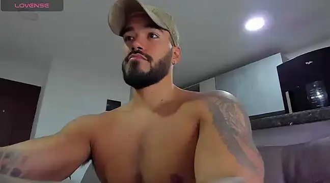 Snapshot of Alexander_Martines chatting on 02.03.25 Alexander Martines online show from 02.03.25