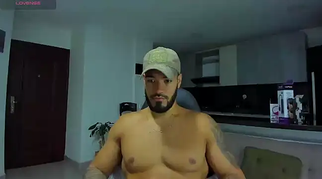 Snapshot of Alexander_Martines chatting on 03.13.25 Alexander Martines online show from 03.13.25