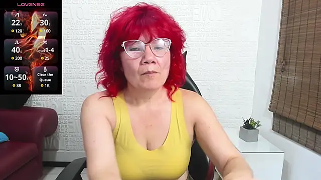 Salomeediaz  online show from 12.29.24