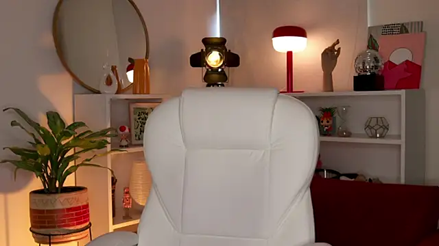 Snapshot of nahiapaws chatting on 10.03.25 nahiapaws online show from 10.03.25