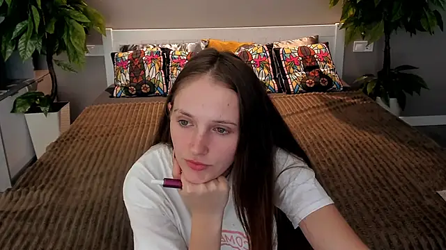 Snapshot of PamelaXX_ chatting on 10.08.25 PamelaXX online show from 10.08.25