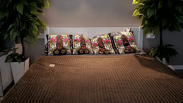 Snapshot of PamelaXX_ chatting on 10.11.25 PamelaXX online show from 10.11.25