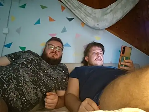 Snapshot of BSDG_POL chatting on 11.09.25 BSDG POL online show from 11.09.25