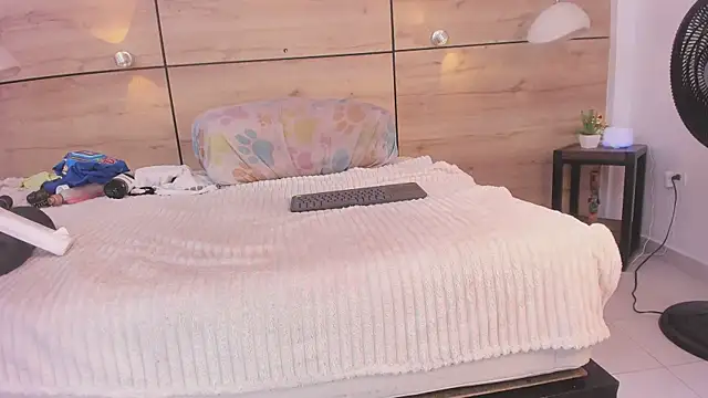 martina touss online show from 04.18.26