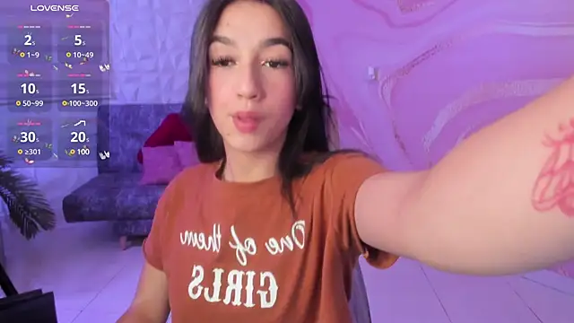 SaraaMills online show from 01.07.25