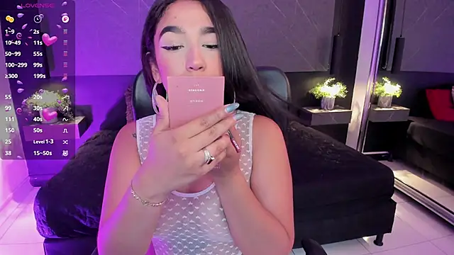 SaraaMills online show from 07.23.26