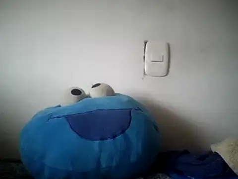 Charlotte cute18 online show from 12.15.24