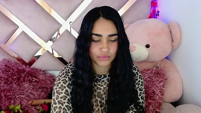 Charlotte cute18 online show from 03.07.25