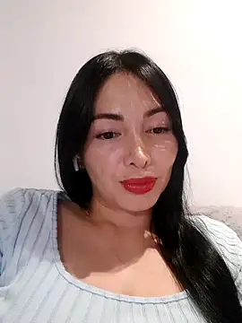 Snapshot of _monicab chatting on 05.28.26 monicab online show from 05.28.26