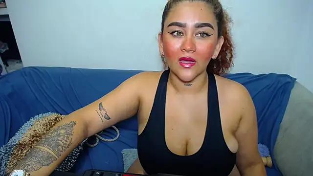 loly bigbooty4u online show from 02.08.25