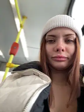 Snapshot of Accole chatting on 02.06.25 Accole online show from 02.06.25