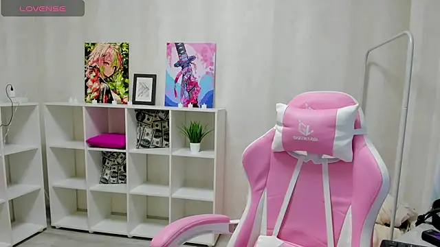 Stacey Brown online show from 12.05.24