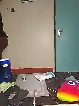 melaninebony1 online show from 04.04.26