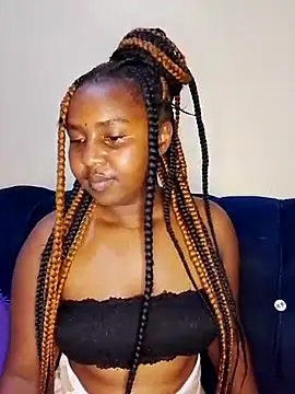 Snapshot of Sexxycheeks- chatting on 02.18.25 Sexxycheeks- online show from 02.18.25