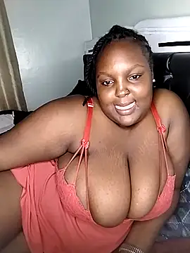 Snapshot of Bigboobylovers chatting on 12.16.24 Bigboobylovers online show from 12.16.24