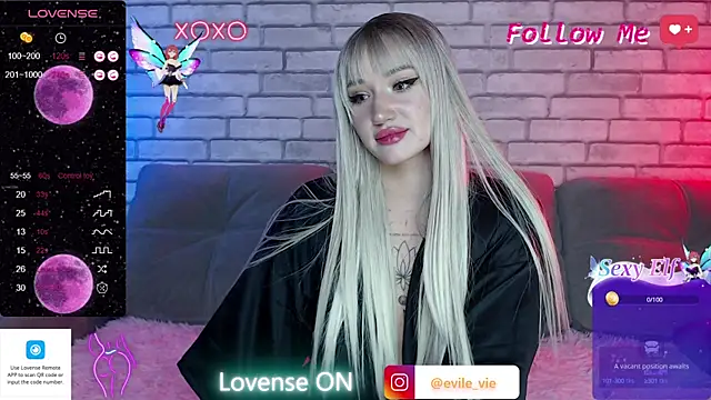 Eva Evile online show from 12.26.24