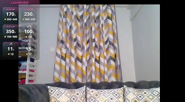 Petite 254 online show from 02.09.25