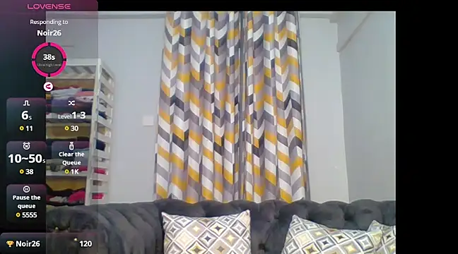 Petite 254 online show from 02.10.25