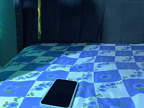 Lutyie online show from 10.24.25