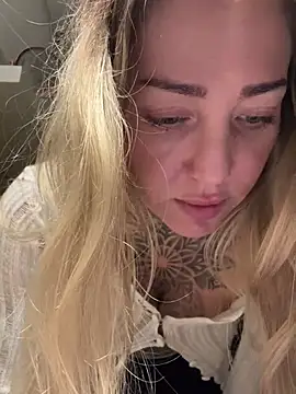 ElenaHaze online show from 12.31.24